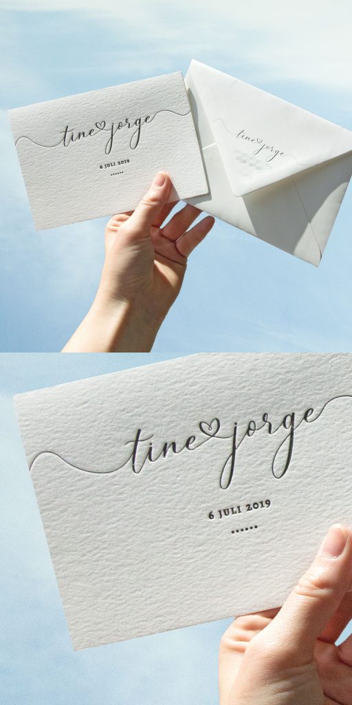 Naast de trouwkaart hebben we voor Tine en Jorge ook de enveloppen, bedankjes en bijpassende misboekjes mogen drukken. Erg leuk zo'n volledig pakket!
